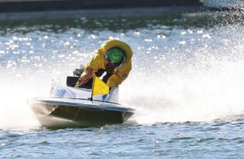 府中の競艇場！